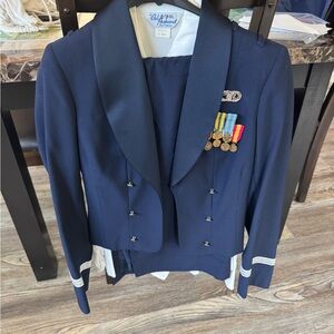 USAF woman’s Mess Dress